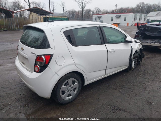 Chevrolet Sonic Ls Auto 2014 1G1JA6SH2E4168173 Image 4