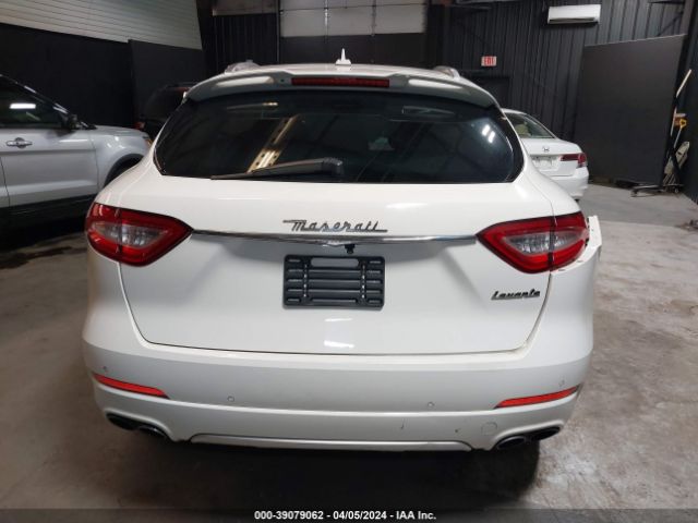 ZN661YUS8HX233062 Maserati LEVANTE S