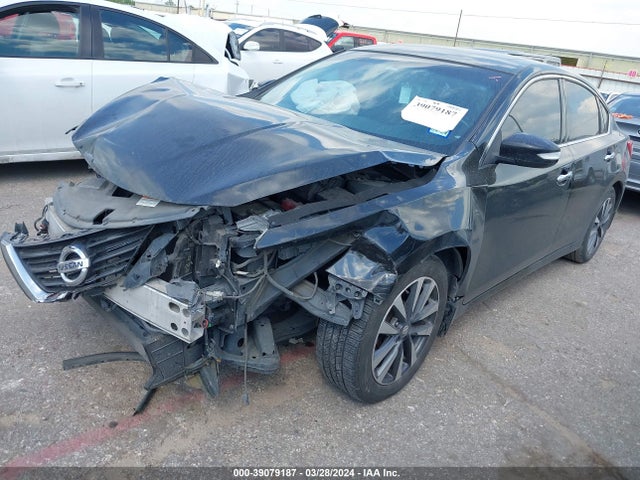 Nissan Altima 2.5 Sv 2017 1N4AL3AP8HC131041 Image 2
