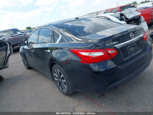 Nissan Altima 2.5 Sv 2017 1N4AL3AP8HC131041 Image 3