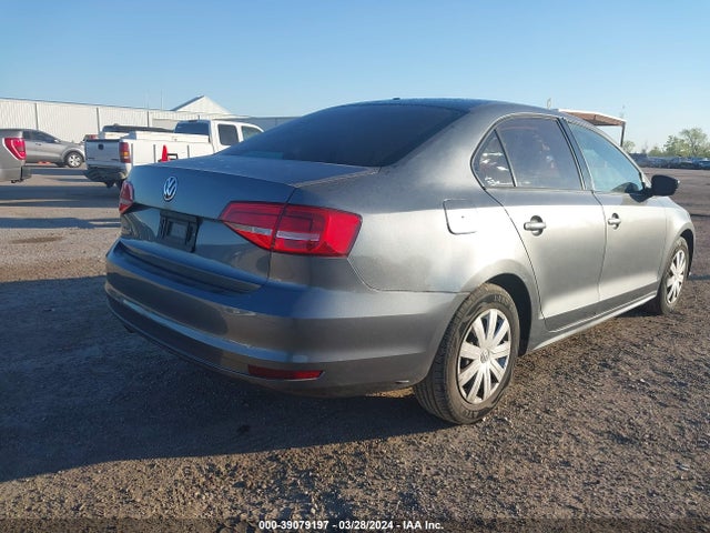 3VW2K7AJ2FM402074 Volkswagen Jetta 2.0l S