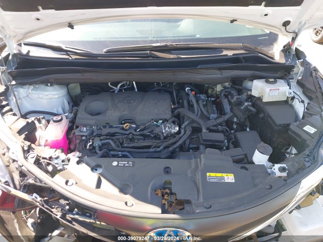 Toyota SIENNA XLE 2023 5TDJRKECXPS179471 Image 10
