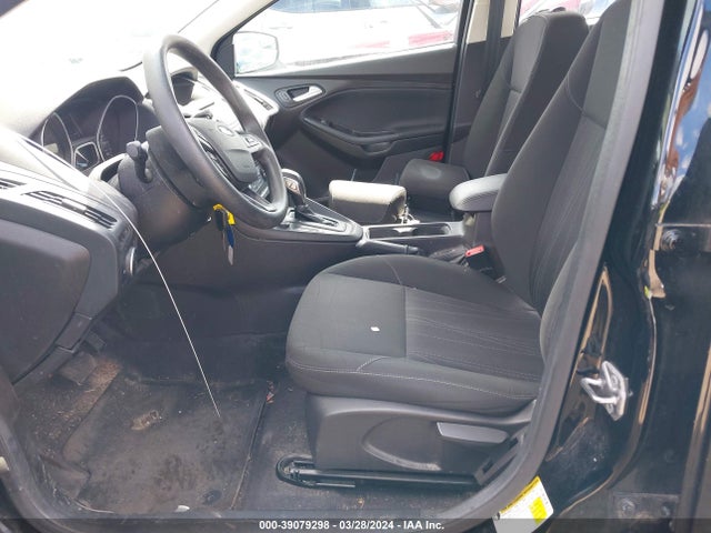 Ford FOCUS SE 2016 1FADP3F20GL386778 Image 5