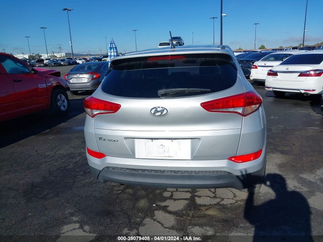 Hyundai TUCSON SE 2018 KM8J23A49JU813389 Image 15