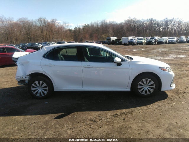 Toyota Camry Le Hybrid 2022 4T1C31AK9NU578801 Image 13
