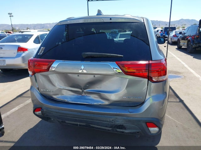 Mitsubishi Outlander Es 2017 JA4AD2A30HZ035281 Image 16