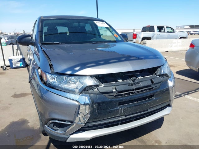 Mitsubishi Outlander Es 2017 JA4AD2A30HZ035281 Image 17