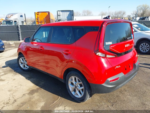 KIA SOUL LX 2022 KNDJ23AUXN7161326 Image 3