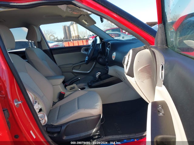 KIA SOUL LX 2022 KNDJ23AUXN7161326 Image 5