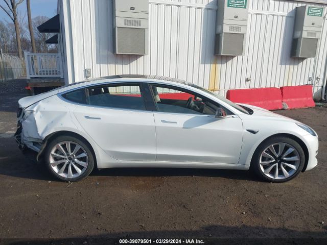 5YJ3E1EB3JF117864 Tesla Model 3 Long Range/performance