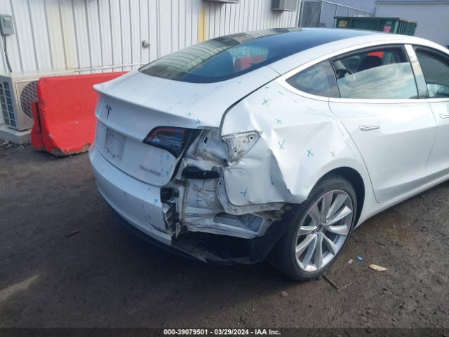5YJ3E1EB3JF117864 Tesla Model 3 Long Range/performance