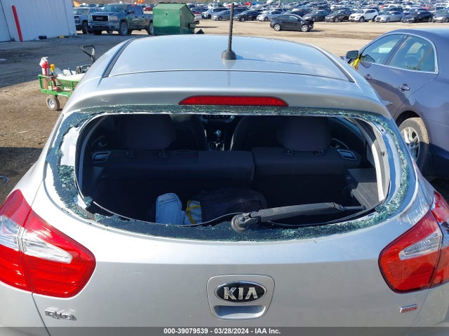 KIA RIO LX 2015 KNADM5A30F6501257 Image 12