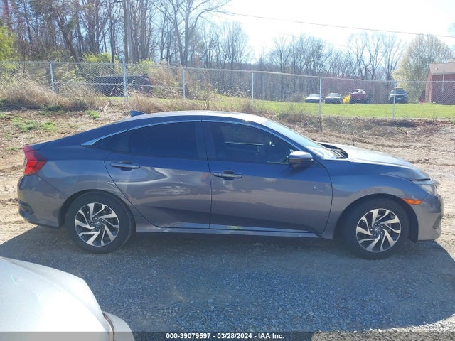 Honda CIVIC EX 2018 2HGFC2F79JH560373 Image 14
