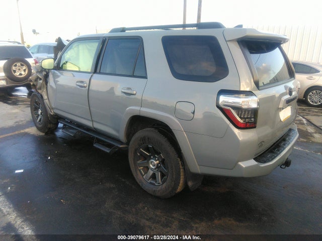 Toyota 4runner Trail Special Edition 2021 JTEBU5JR7M5857766 Image 3