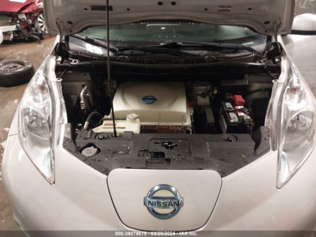 1N4AZ0CP9FC308994 Nissan LEAF S
