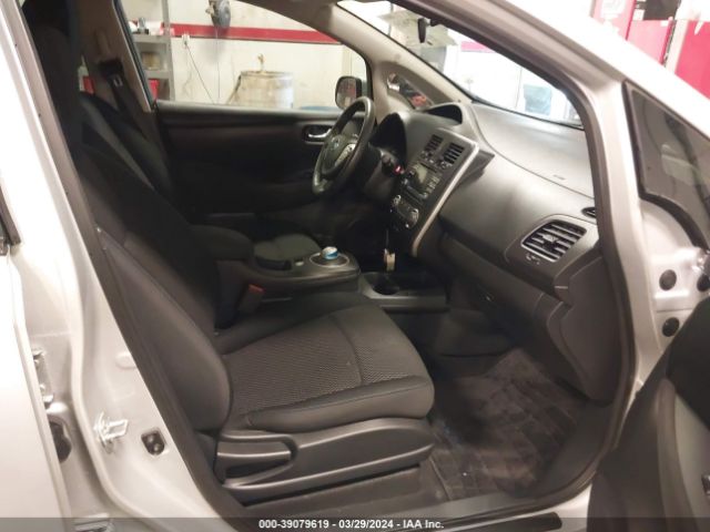 1N4AZ0CP9FC308994 Nissan LEAF S