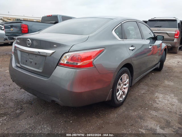 Nissan Altima 2.5 S 2015 1N4AL3AP7FN303142 Image 4