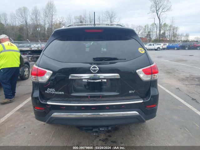 5N1AR2MN1GC615561 Nissan Pathfinder Sv