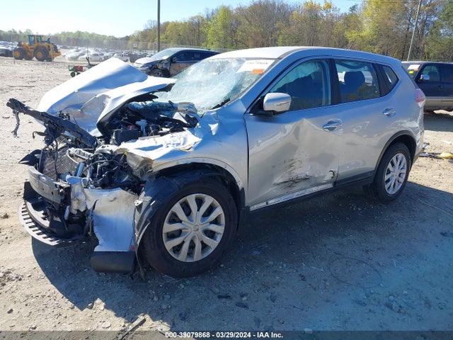 Nissan ROGUE S 2015 KNMAT2MTXFP565559 Image 2