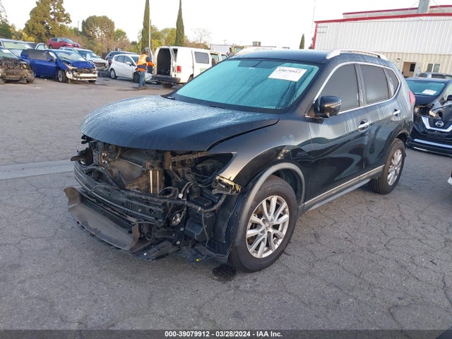 Nissan ROGUE SV 2018 KNMAT2MT3JP595981 Image 2