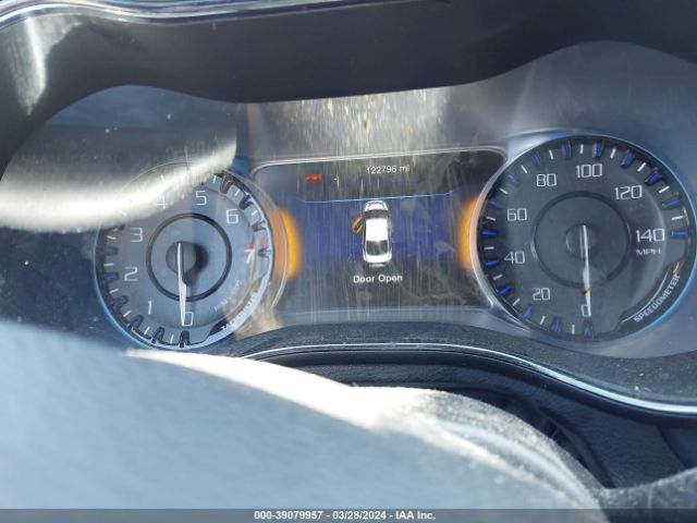 1C3CCCBG5FN706655 Chrysler 200 S