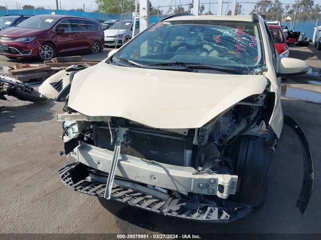 Toyota Prius C One 2018 JTDKDTB37J1619499 Image 13