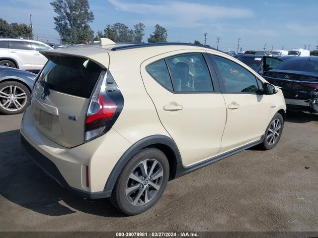 Toyota Prius C One 2018 JTDKDTB37J1619499 Image 4