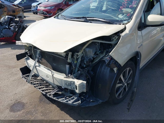 Toyota Prius C One 2018 JTDKDTB37J1619499 Image 6