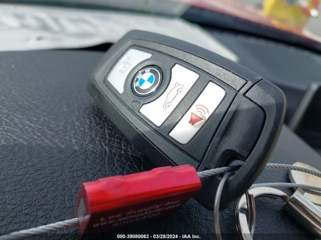 BMW 320i 2016 WBA8E1G52GNU10045 Image 11