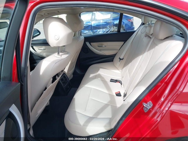BMW 320i 2016 WBA8E1G52GNU10045 Image 8