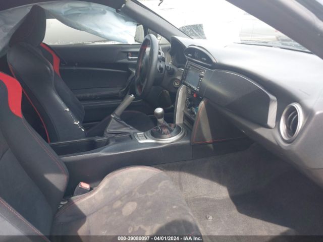 JF1ZNAA16E8708239 Scion FR-S