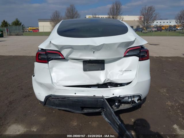 7SAYGDEE1NF419206 Tesla Model Y