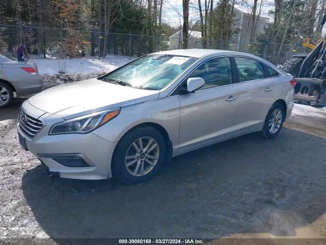 Hyundai SONATA SE 2015 5NPE24AF7FH221827 Image 2