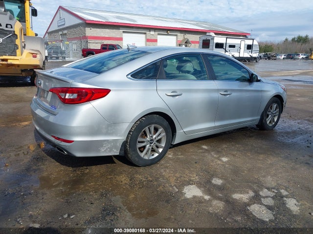 Hyundai SONATA SE 2015 5NPE24AF7FH221827 Image 4