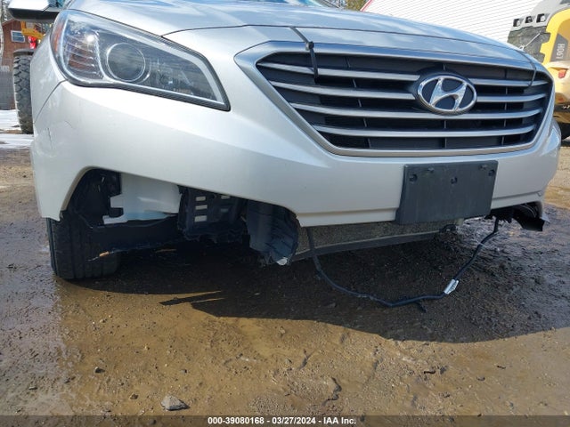 Hyundai SONATA SE 2015 5NPE24AF7FH221827 Image 6