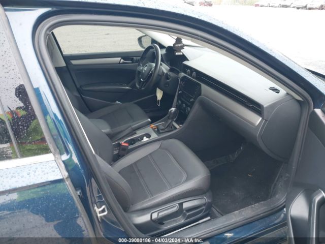 1VWSA7A31MC011825 Volkswagen Passat 2.0t Se