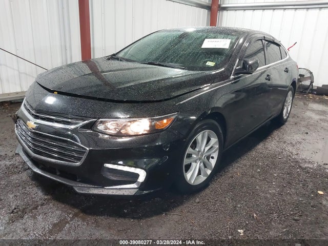 Chevrolet MALIBU LT 2018 1G1ZD5ST7JF182948 Image 2