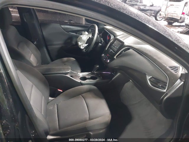 Chevrolet MALIBU LT 2018 1G1ZD5ST7JF182948 Image 5