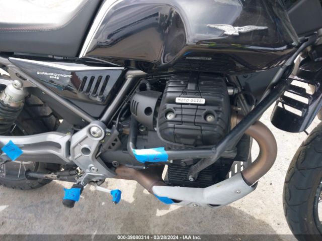 2022 MOTO GUZZI V85 TT ZGUKYUE03NM000086 Photo 7