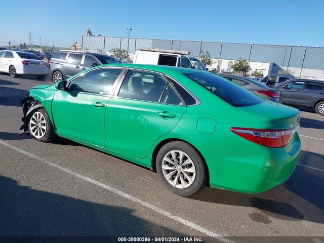 Toyota CAMRY LE 2015 4T4BF1FK5FR486233 Image 3