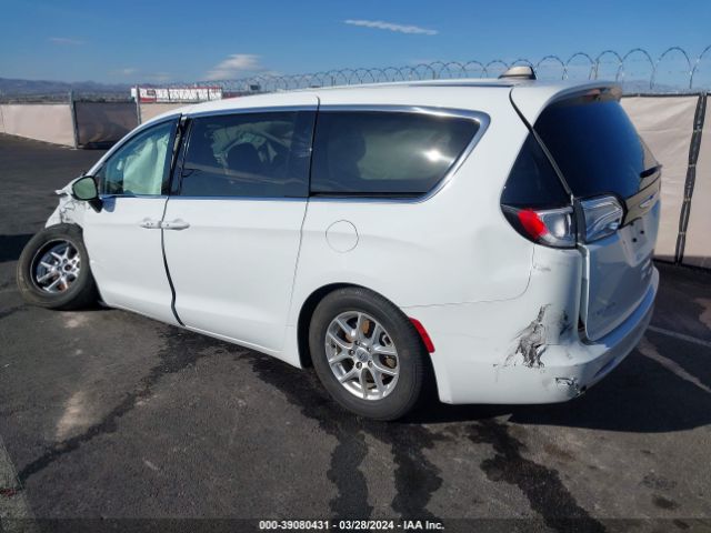 2022 CHRYSLER VOYAGER 2C4RC1CG3NR160139 Photo 2