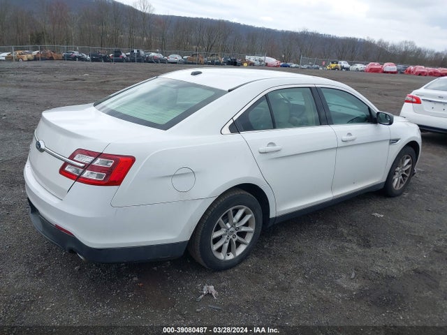 Ford TAURUS SE 2015 1FAHP2D82FG116364 Image 4