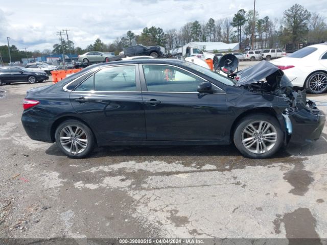 4T1BF1FK0HU792463 Toyota CAMRY SE