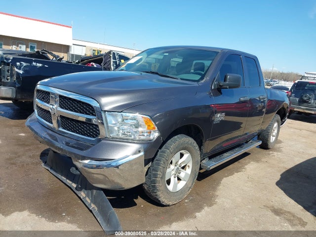 1C6RR7FG2KS717802 RAM 1500 Classic Tradesman Quad Cab 4x4 6'4 Box