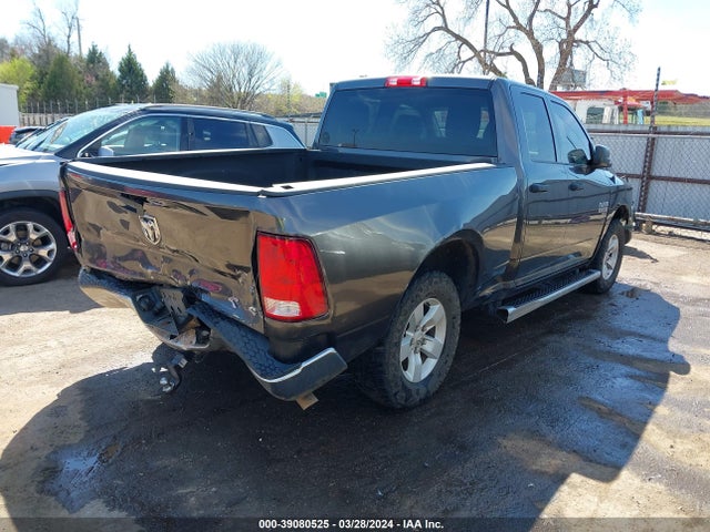 1C6RR7FG2KS717802 RAM 1500 Classic Tradesman Quad Cab 4x4 6'4 Box