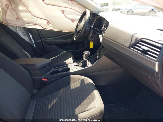 3VW5M7BUXPM033787 Volkswagen Jetta 1.5t S