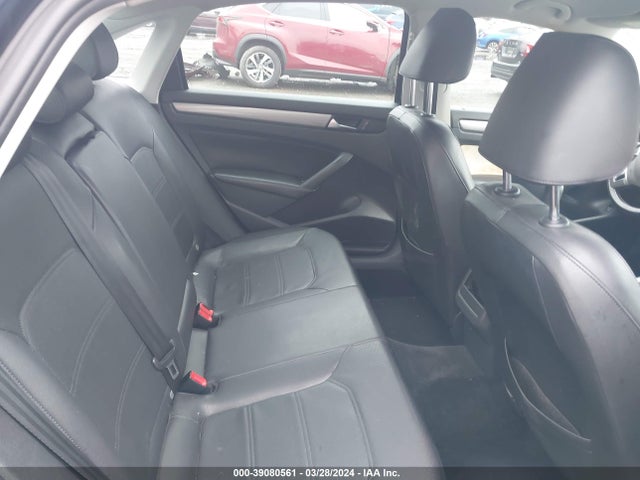 Volkswagen Passat 2.5l Wolfsburg Edition 2014 1VWAP7A31EC019113 Image 8