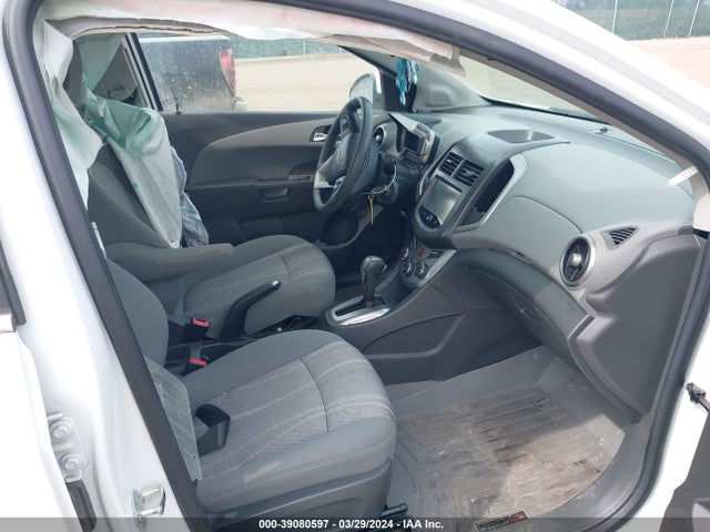 Chevrolet Sonic Lt Auto 2015 1G1JC5SH2F4154764 Image 5