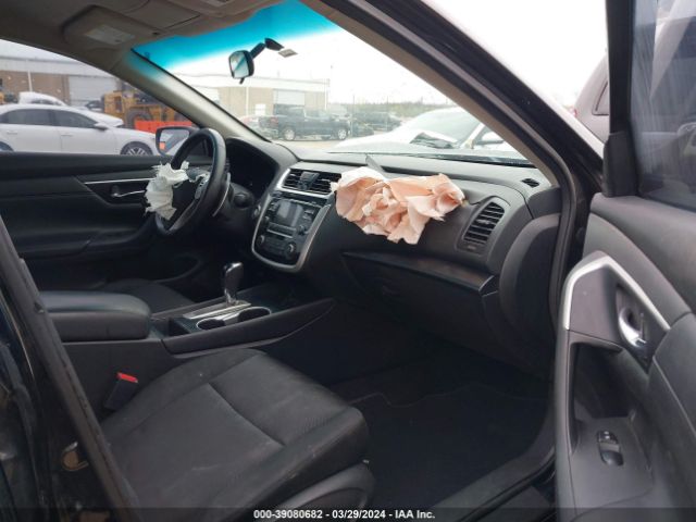 1N4AL3AP3JC197504 Nissan Altima 2.5 Sr