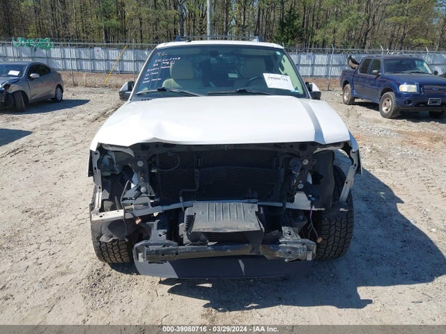 Ford Expedition Limited 2016 1FMJU1KT3GEF05447 Image 13